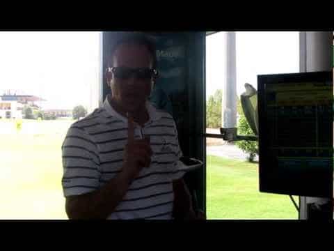 Steve Johns compares a long iron to a hybrid/rescue club on a FlightScope